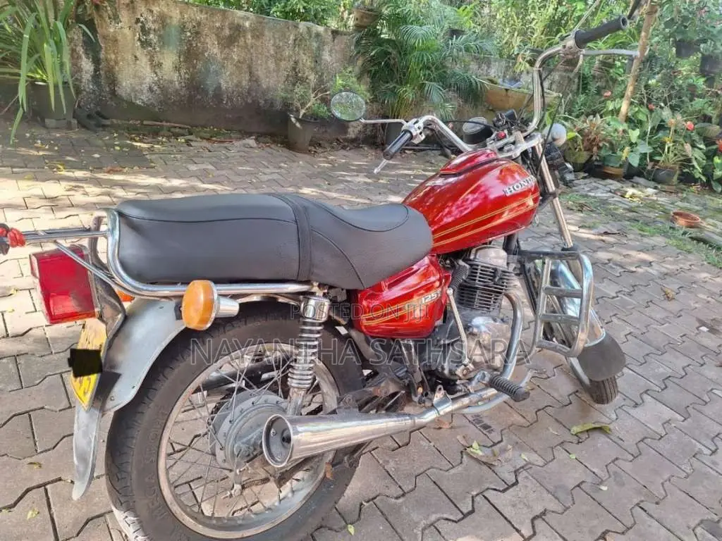 Honda CM 125T 1985 Motorbike (Used)