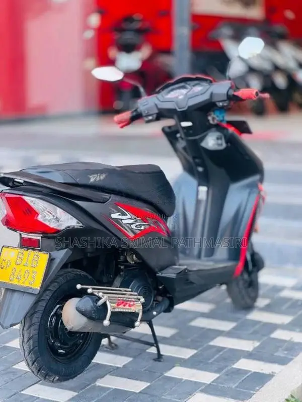 Honda Dio 2019 Motorbike (Used)