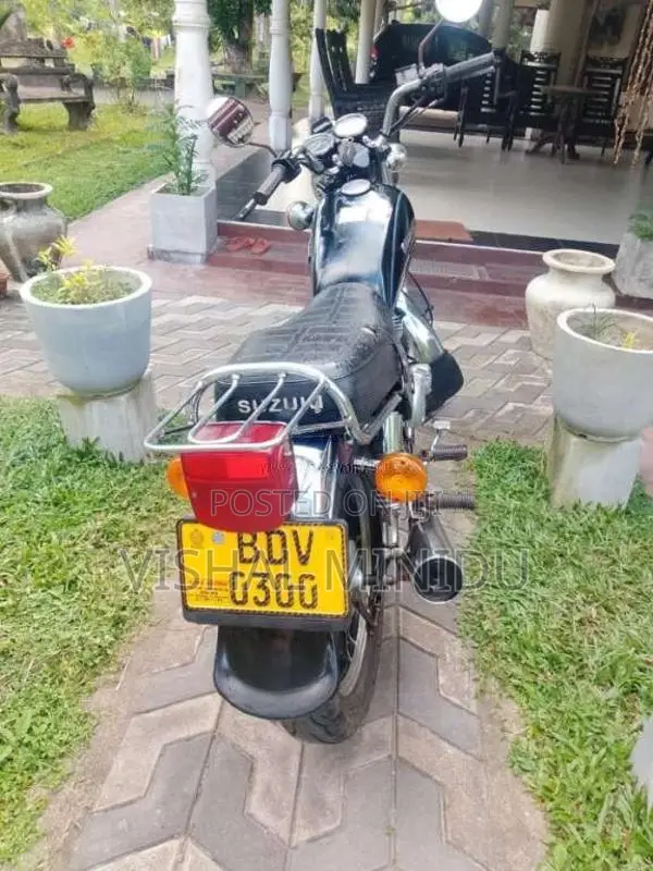 Suzuki GN125 2016 Motorbike (Used)