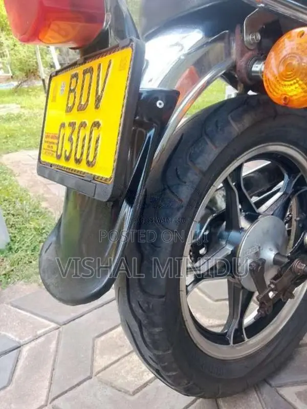 Suzuki GN125 2016 Motorbike (Used)