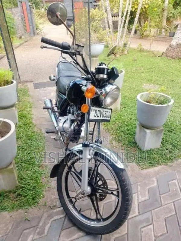 Suzuki GN125 2016 Motorbike (Used)
