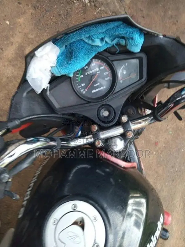 Mahindra Rockstar 2018 Motorbike (Used)