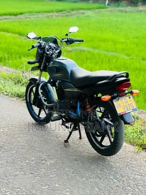 Bajaj Platina 2006 Motorbike (Used)