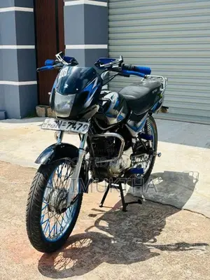 Bajaj CT-100 2004 Motorbike (Used)