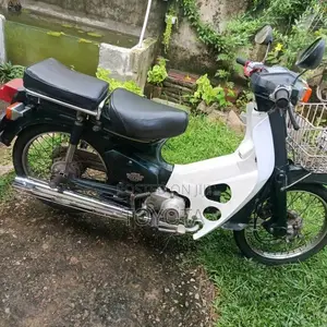 Honda CUSTOM 2007 Motorbike (Used)