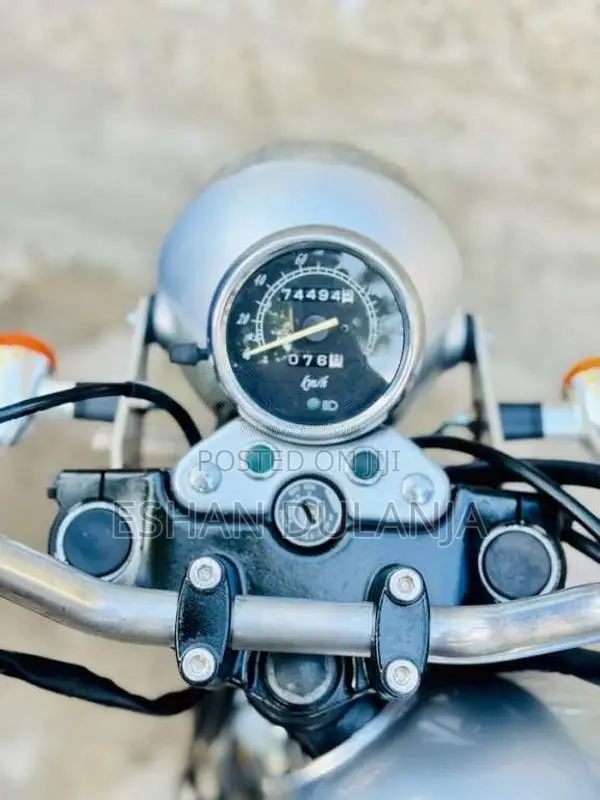 Suzuki Volty Badge 2012 Motorbike (Used)