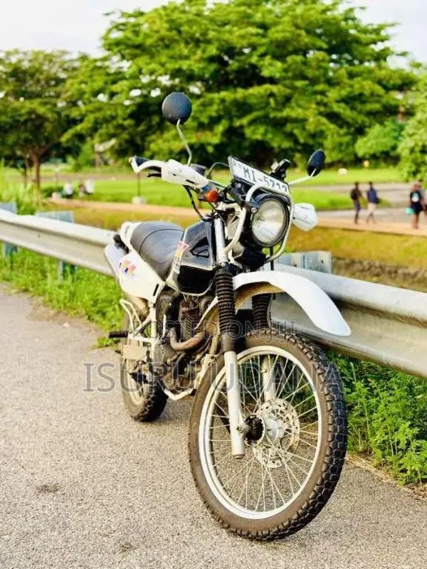 Suzuki Djebel 200 1999 Motorbike (Used)