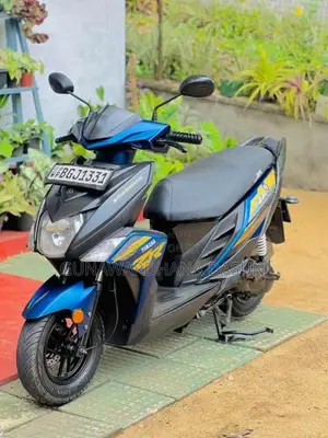 Yamaha ZR 2018 Motorbike (Used)