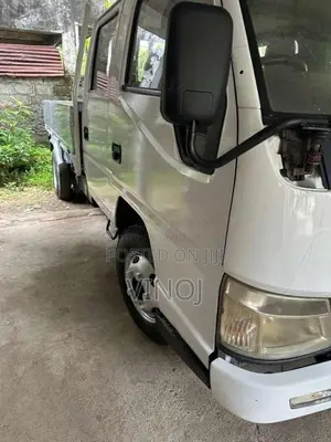 JMC CrewCab 2012 Crew Cab (Used)