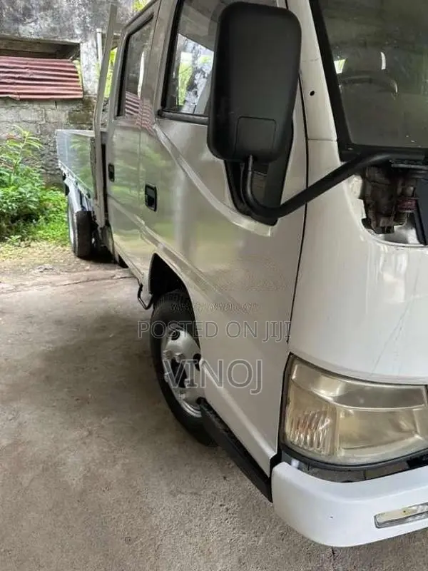 JMC CrewCab 2012 Crew Cab (Used)