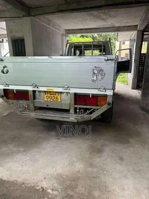 JMC CrewCab 2012 Crew Cab (Used)