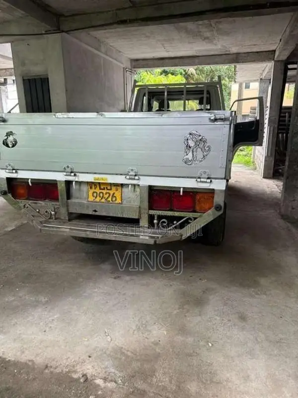 JMC CrewCab 2012 Crew Cab (Used)