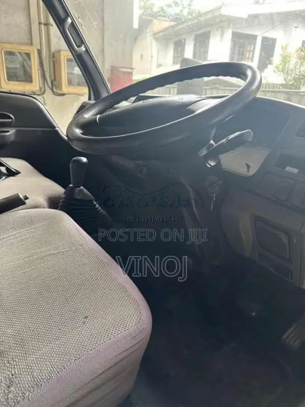 JMC CrewCab 2012 Crew Cab (Used)
