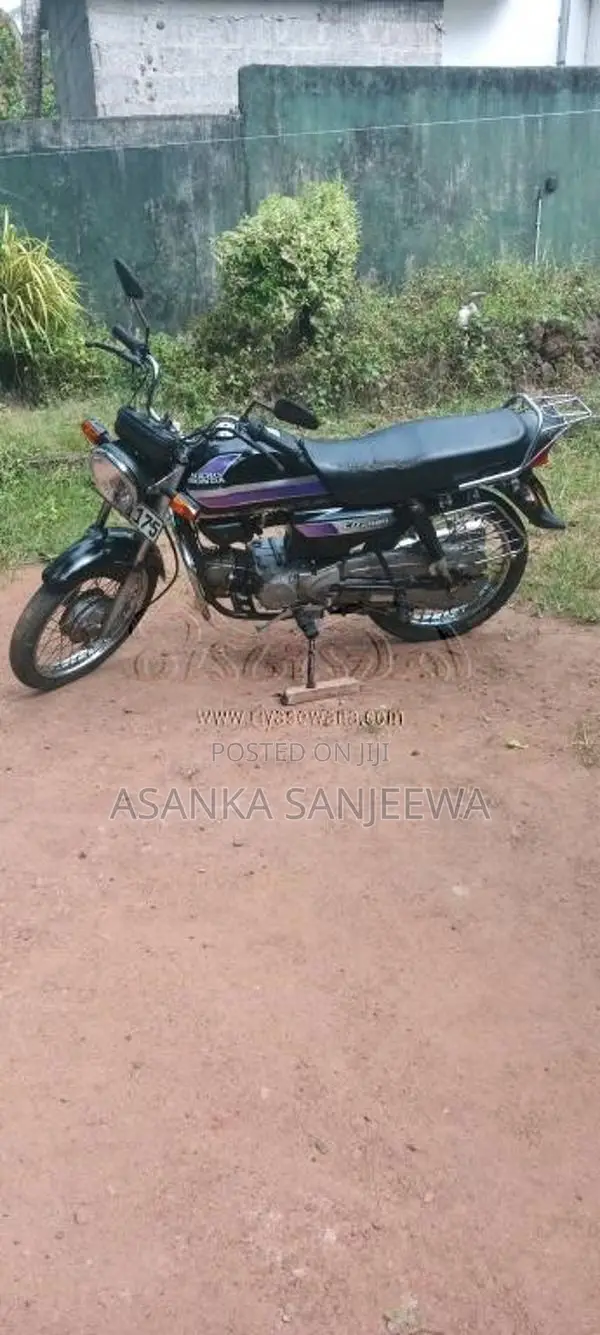 Hero-Honda CD100 2008 Motorbike (Used)