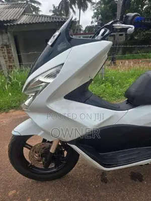 Honda Pcx 2017 Motorbike (Used)