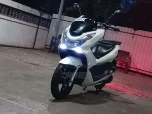 Honda Pcx 2016 Motorbike (Used)