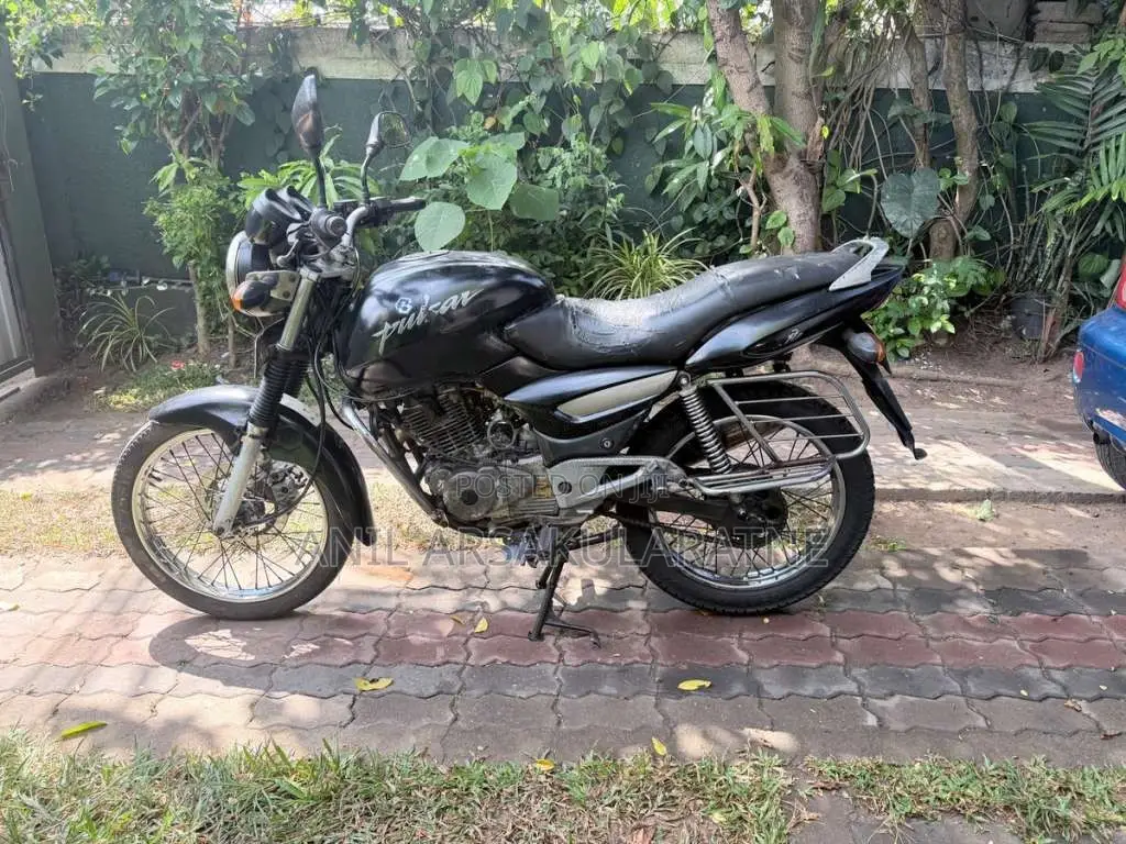 Bajaj Pulsar 2004 Motorbike (Used)