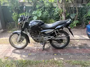 Bajaj Pulsar 2004 Motorbike (Used)