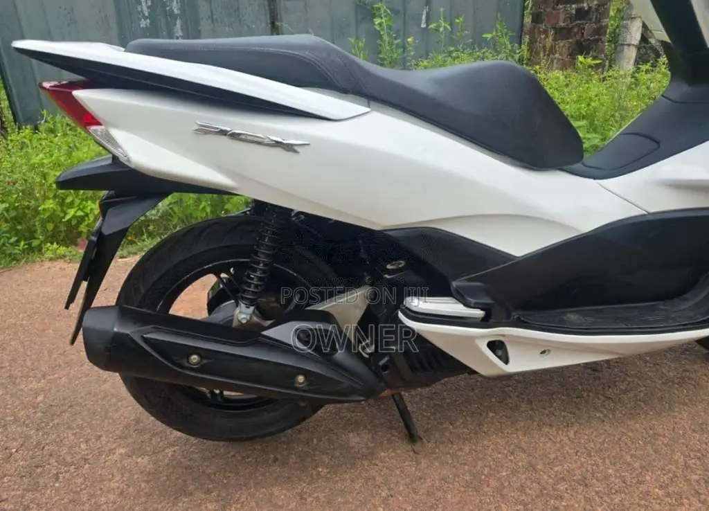 Honda Pcx 2017 Motorbike (Used)