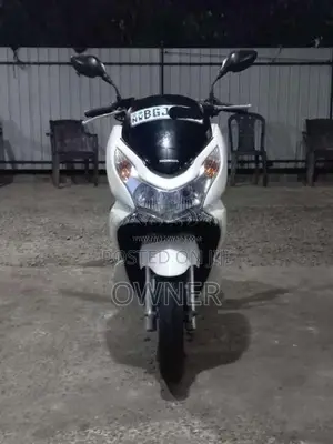 Honda Pcx 2016 Motorbike (Used)