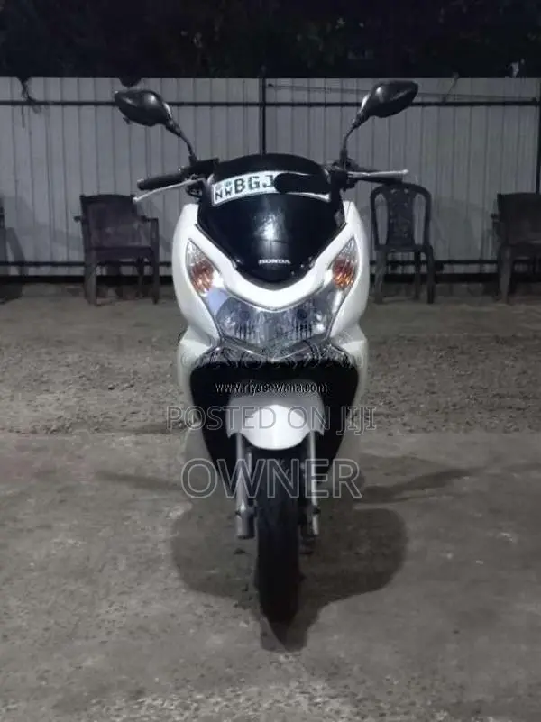 Honda Pcx 2016 Motorbike (Used)
