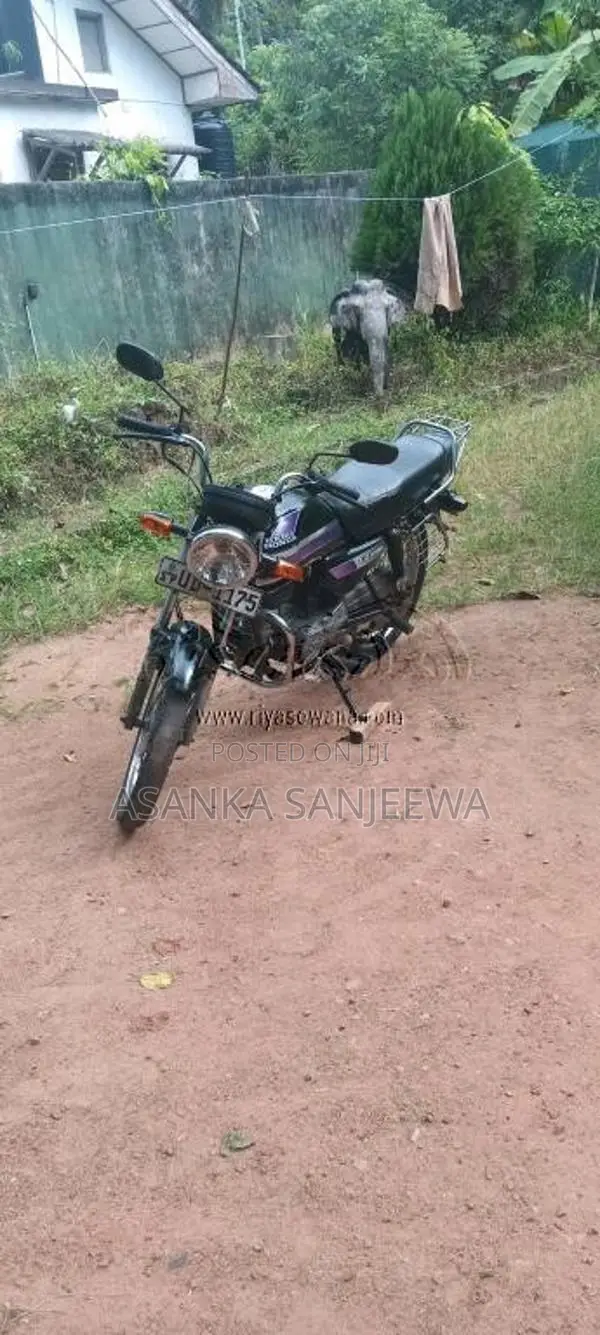 Hero-Honda CD100 2008 Motorbike (Used)