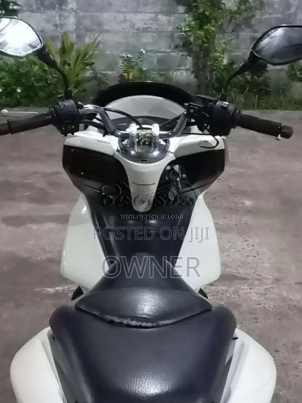 Honda Pcx 2016 Motorbike (Used)
