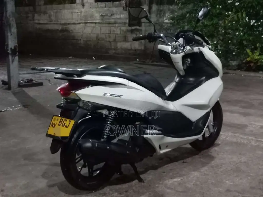 Honda Pcx 2016 Motorbike (Used)