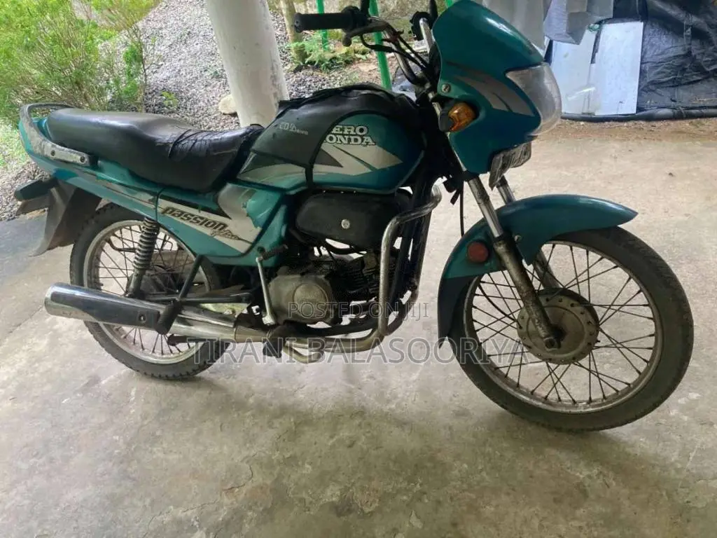 Hero Passion Plus 2004 Motorbike (Used)