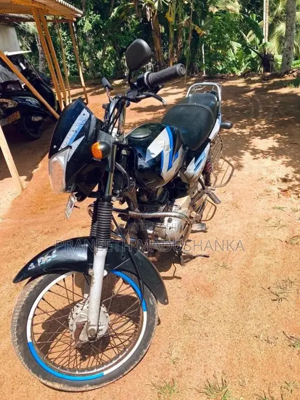 Bajaj CT-100 2011 Motorbike (Used)