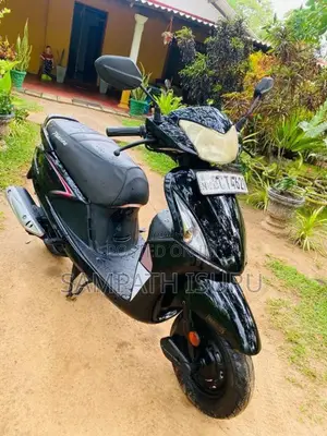 Hero Pleasure 2015 Motorbike (Used)