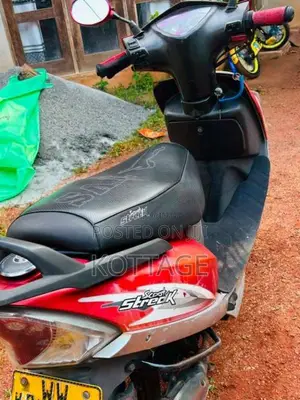 TVS Scooty Streak 2011 Motorbike (Used)