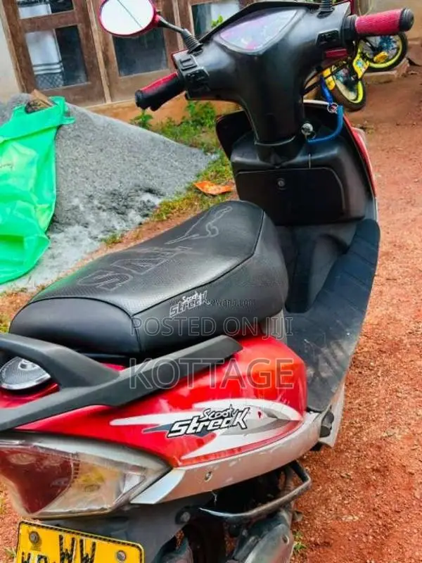 TVS Scooty Streak 2011 Motorbike (Used)