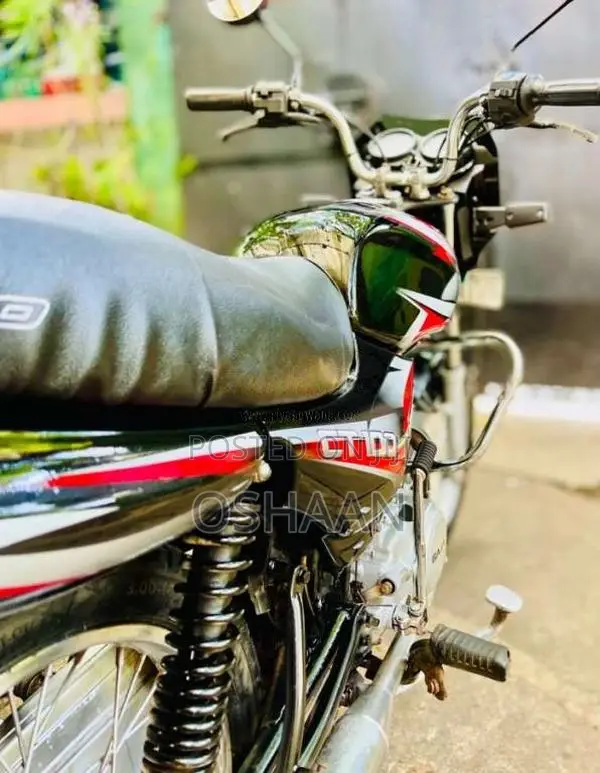 Bajaj CT-100 2005 Motorbike (Used)