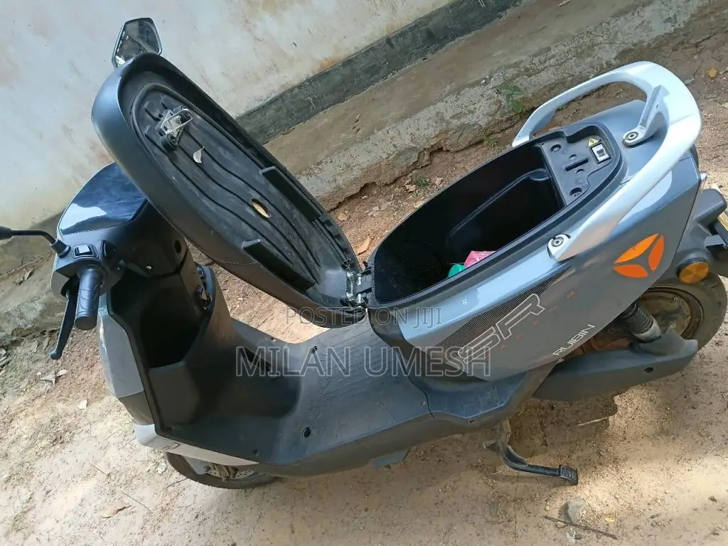 Yadea Ruibin 2024 Motorbike (Used)