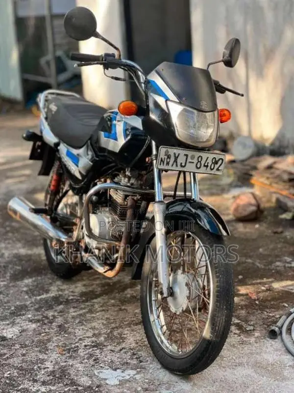Bajaj CT-100 2012 motorcycle (Used)