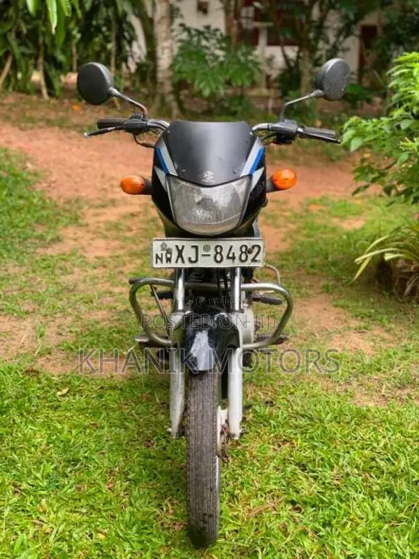Bajaj CT-100 2012 motorcycle (Used)