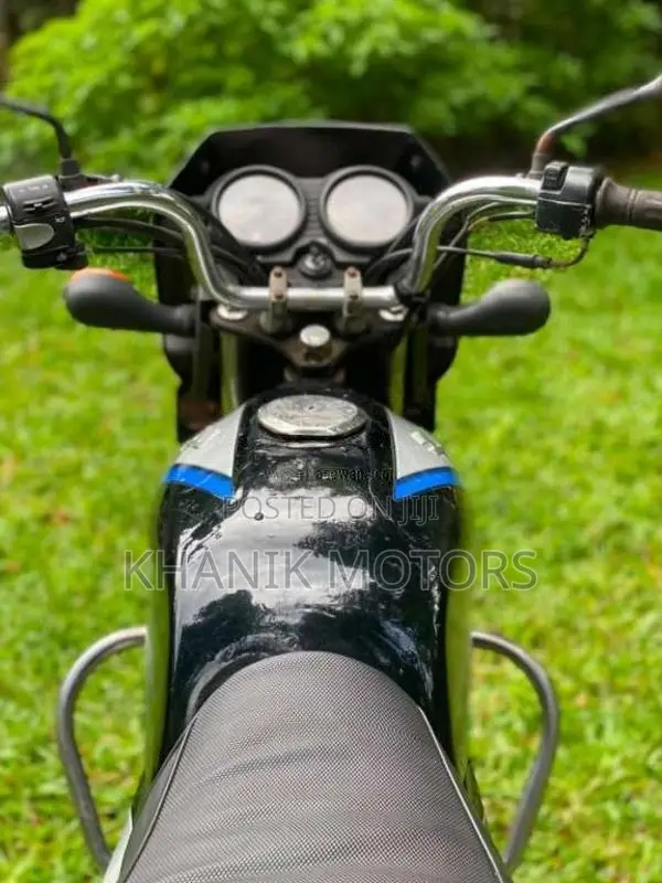 Bajaj CT-100 2012 motorcycle (Used)
