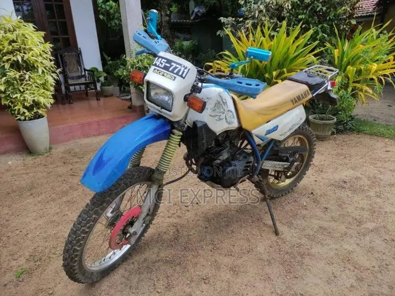 Yamaha XT 250 4 Valve 1996 Motorbike (Used)