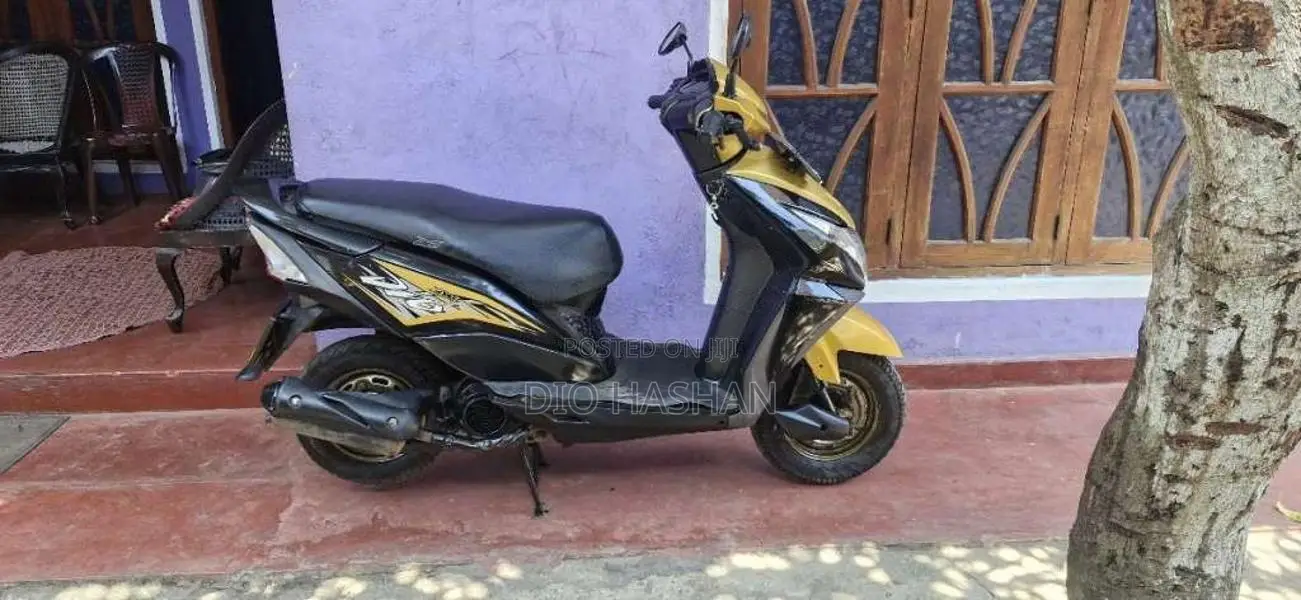 Honda Dio DX 2019 Motorbike (Used)