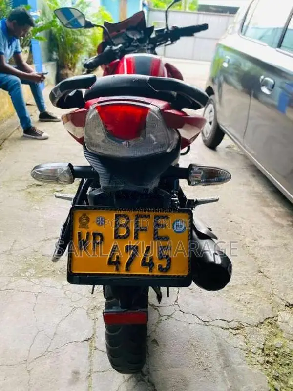 TVS Apache RTR 2017 Motorbike (Used)