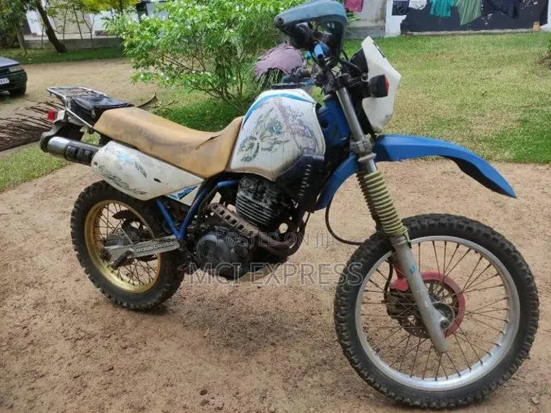 Yamaha XT 250 4 Valve 1996 Motorbike (Used)