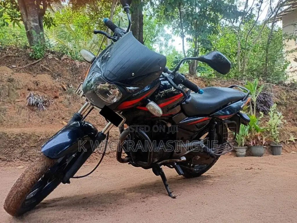 Bajaj Pulsar 2010 Motorbike (Used)