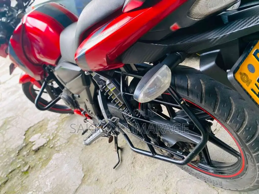 TVS Apache RTR 2017 Motorbike (Used)