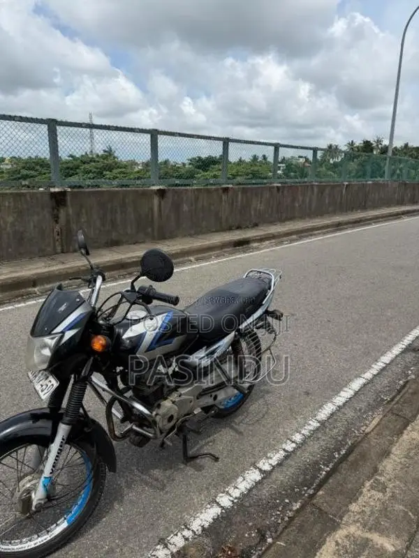 Bajaj CT-100 2009 Motorbike (Used)