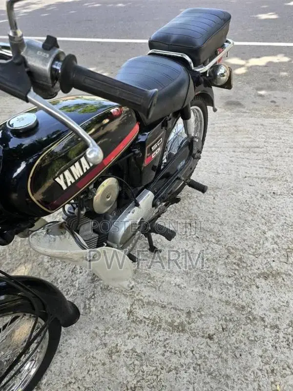 Yamaha YB50 2001 Motorbike (Used)