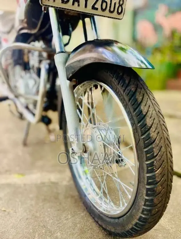 Bajaj CT-100 2014 Motorbike (Used)