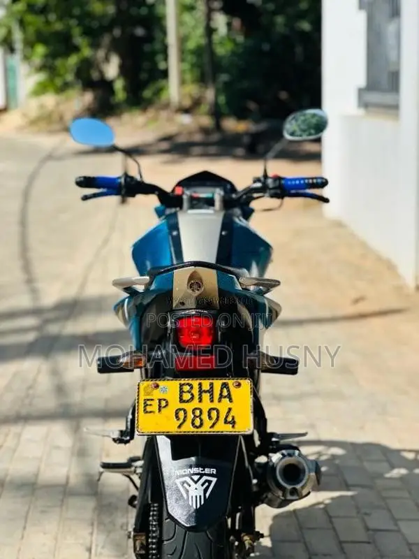 Yamaha FZ Version 2.0 2018 Motorbike (Used)