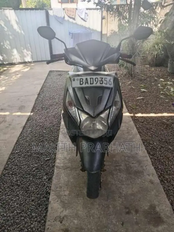 Honda Dio 2012 Motorbike (Used)