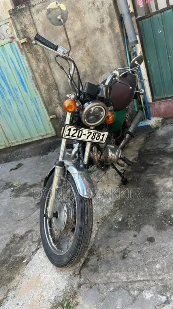 Honda CM 125 1986 Motorbike (Used)